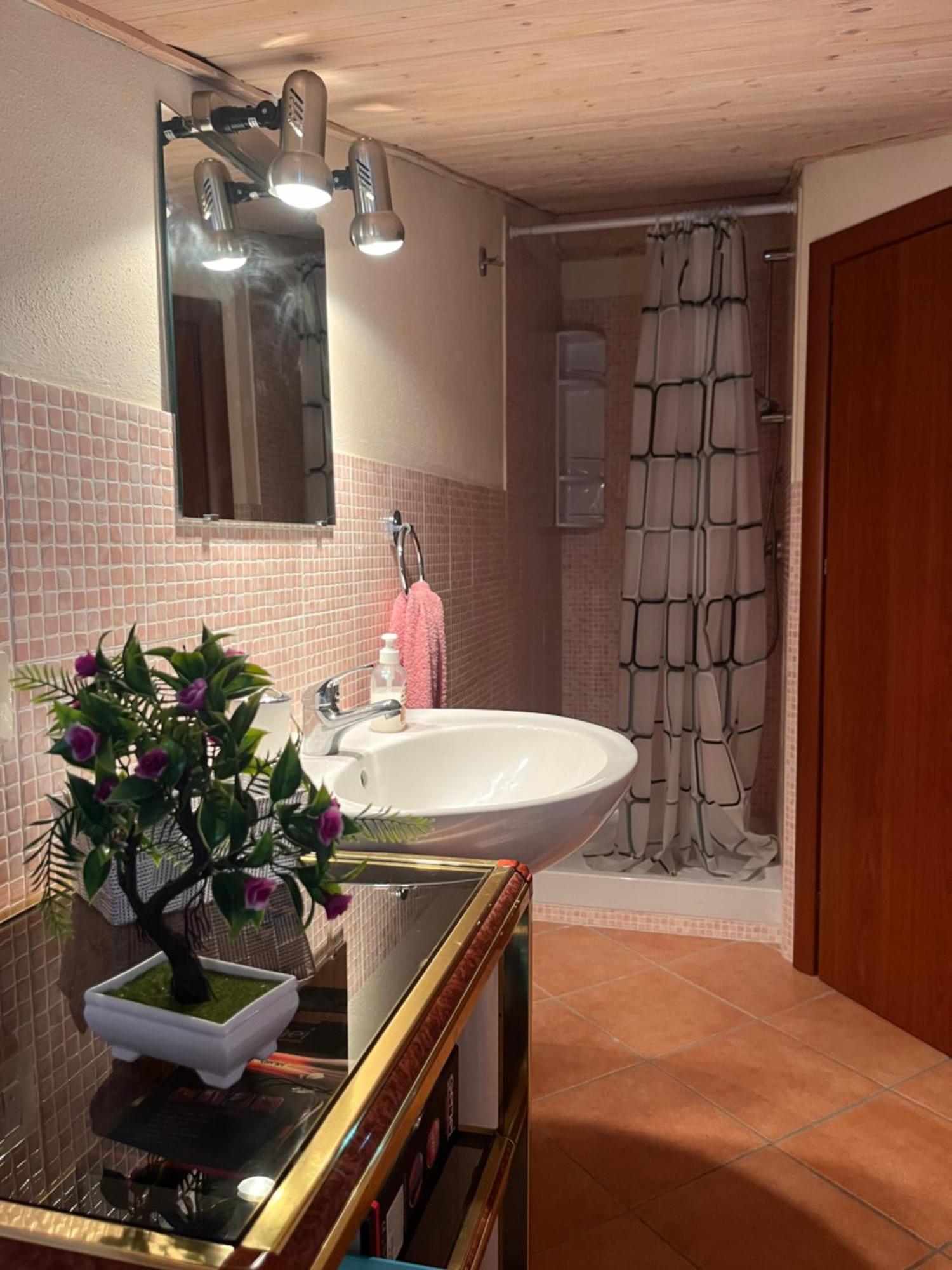 Quartu SantʼElena Appartamento Con Due Camere Da Letto מראה חיצוני תמונה
